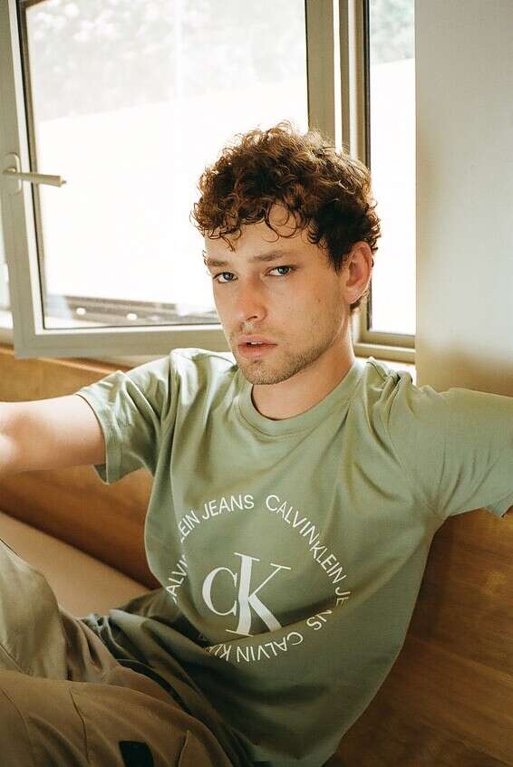 // צילום וקריאייטיב: סיימון אלמלם